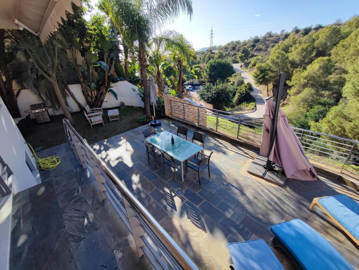 Villa Aguilas Club - Guest House มาลากา ภายนอก รูปภาพ