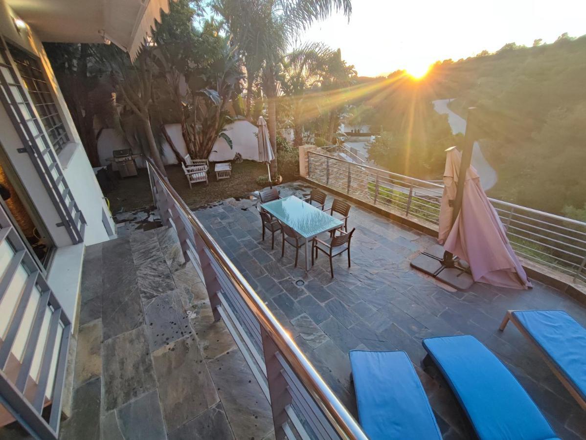 Villa Aguilas Club - Guest House มาลากา ภายนอก รูปภาพ
