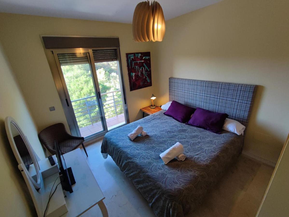Villa Aguilas Club - Guest House มาลากา ภายนอก รูปภาพ